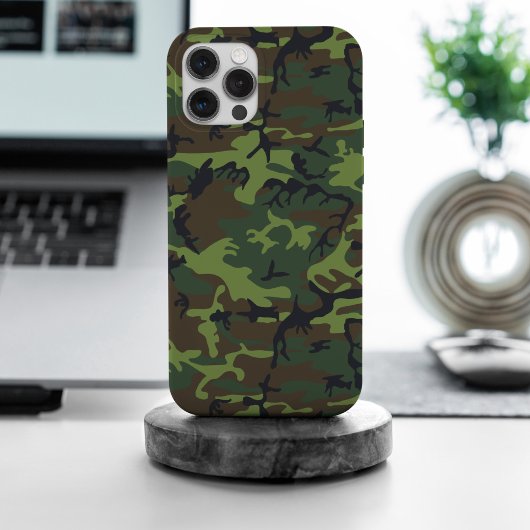 緑の迷彩パターン、軍隊パターン、陸軍 iPhoneケース