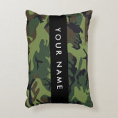 緑の迷彩模様、お名前、パーソナライズ アクセントクッション (正面(垂直))
