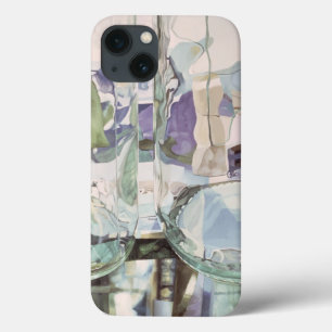 緑の透明物 iPhone 13ケース