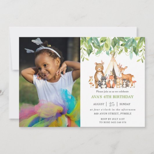 緑の部族の森林動物の誕生日写真 招待状 (正面)