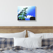 緑の離れ、空、雲の背景 キャンバスプリント (インサイチュ (寝室))