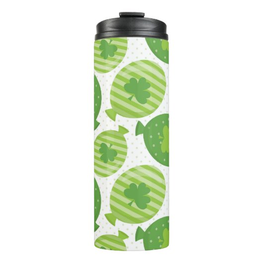 緑の風船とアイルランドのシャムロックの色合い タンブラー (正面)