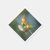 緑の鳥が木々の写真に浮かぶ スタンダードカクテルナプキン (角)