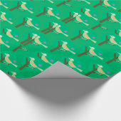 緑の鳥と木のパターンの自然 インスパイア ラッピングペーパー