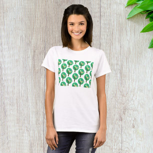 緑の鳥と木のパターンの自然 インスパイア Tシャツ