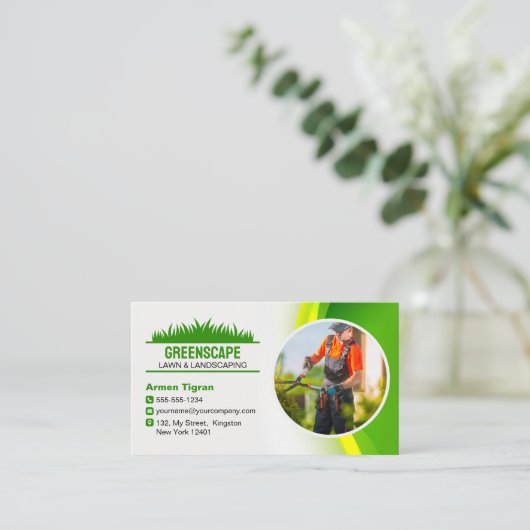 緑の黄色の気に芝生、草刈りと造園 名刺 (スタンド正面)