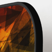 緑の黄色の赤い三角形のパターンのカラフルラスタ ピックルボールラケット (左詳細)