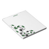 緑の黒いサッカーボールのアクセント名前をカスタムする ノートパッド (アングル)