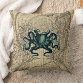 緑のKrackenのイラストレーションの地図の沿岸蜂蜜色 ランバークッション (ブランケット)