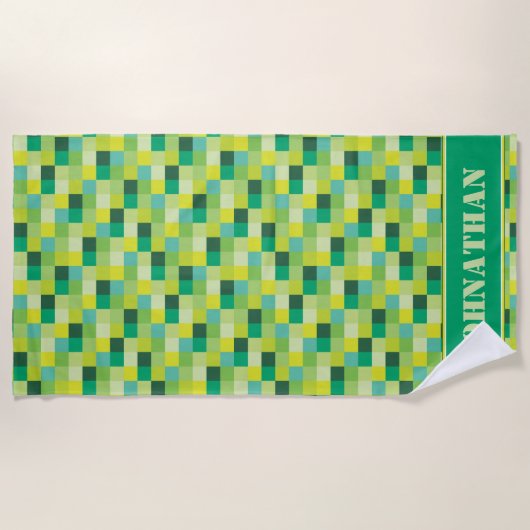 緑のPixelatedパターンゲーマーパーソナライズな| ビーチタオル (正面)