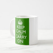 緑を競争させているKeep Calm and Carry Onイギリス コーヒーマグカップ (正面左)
