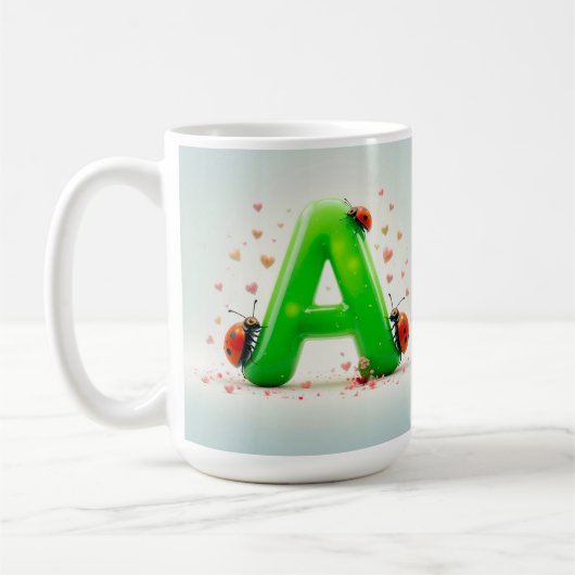 緑アルファベットの可愛いラディバグA コーヒーマグカップ (左)