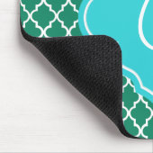 緑エレガントとティール(緑がかった色)のクアトレフォイルモノグラム マウスパッド (コーナー)