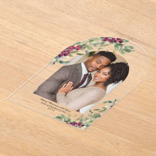 緑エレガントのアーチクリスマスフォトホリデーカード アクリル招待状 (レイダウン)