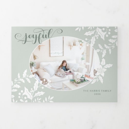 緑エレガントの白いホリーと書道写真 三つ折りクリスマスカード (カバー)