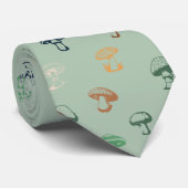 緑カラフルの背無地の景のキノコ ネクタイ (ロール)