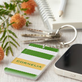 緑カラフル色はっきりしたのとストライプ名前をカスタムする キーホルダー (正面右)