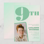 緑グラデーションの9歳の誕生日招待状 男の子の写真付き 招待状 (正面/裏面)