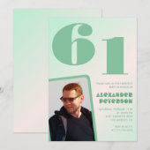 緑グラデーション61歳の誕生日招待状Boy Photo 招待状 (正面/裏面)