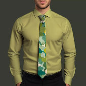 緑ストライプのの花柄で結ぶ ネクタイ