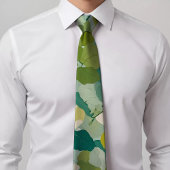 緑ストライプのの花柄で結ぶ ネクタイ