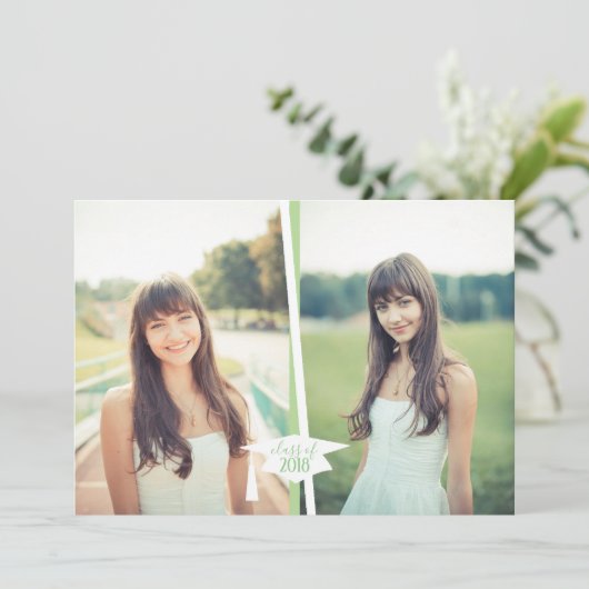 緑モダンと白の卒業写真招待状 招待状 (スタンド正面)