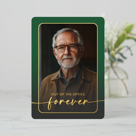 緑モダンミニマル写真退職パーティー 箔招待状 (立ち正面)