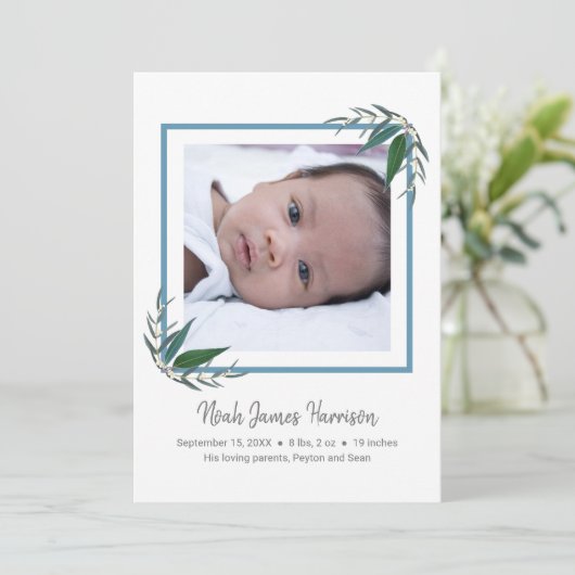 緑モダン新生児ボーイフォト誕生 案内状 (スタンド正面)