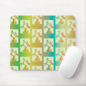 緑モダン、黄色、青のチューリップのカップルのパターン マウスパッド (マウス)
