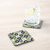 緑モダン、黒、白の点コーク・コースター コースター (右側)