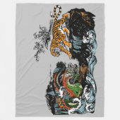 緑中国の竜vs虎 フリースブランケット (正面)