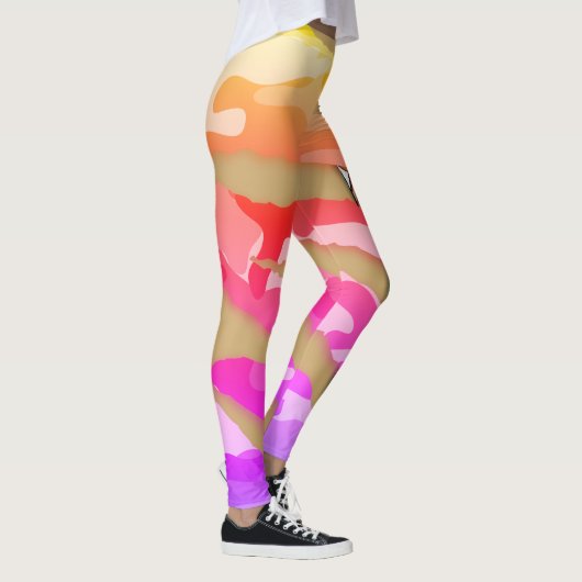 緑数々の、色、迷彩柄、模様、米国タトゥー国旗 レギンス (右)