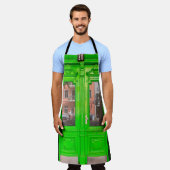 緑木ガラス扉 エプロン (着用した状態)