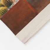 緑木近くの白青建物  フリースブランケット (角)