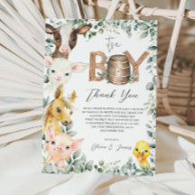 緑素朴園の納屋周囲の庭動物それが男の子だ