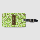 緑色と茶色のキウイフルーツ柄と名前をカスタムする ラゲッジタグ (正面横)