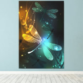 緑色のトンボ飛行 キャンバスプリント (インサイチュ (ウッドフロア))