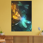 緑色のトンボ飛行 キャンバスプリント (インサイチュ (リビング))