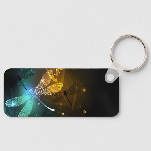 緑色のトンボ飛行 キーホルダー (正面)