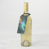 緑色のトンボ飛行 ボトルネックタグ (アングル)