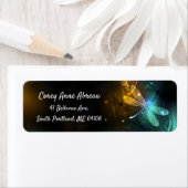 緑色のトンボ飛行 ラベル (インサイチュ)