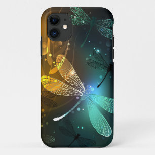 緑色のトンボ飛行 iPhone 11 ケース