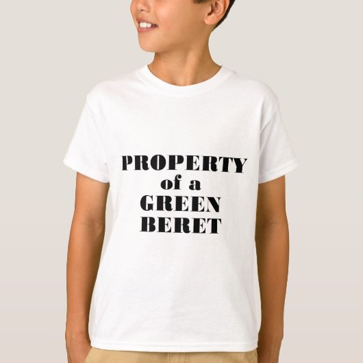 緑色のベレー帽の特性 Tシャツ (正面)