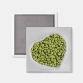 緑色の小石をハート状のボウルに閉じる マグネット (正面/裏面)