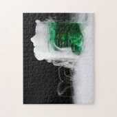 緑色の流体ビーカーガス ジグソーパズル (縦)
