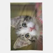 緑色の目をした可愛い子猫 キッチンタオル (縦)
