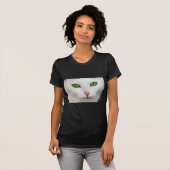 緑色の目をした白猫 Tシャツ (正面フル)