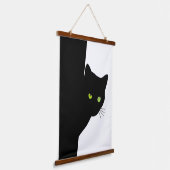緑色の目をした黒猫 吊り下げ型タペストリー (傾斜あり)