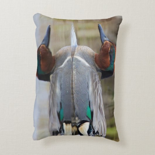 緑色の翼のティール（緑がかった色） アクセントクッション (裏面(縦))