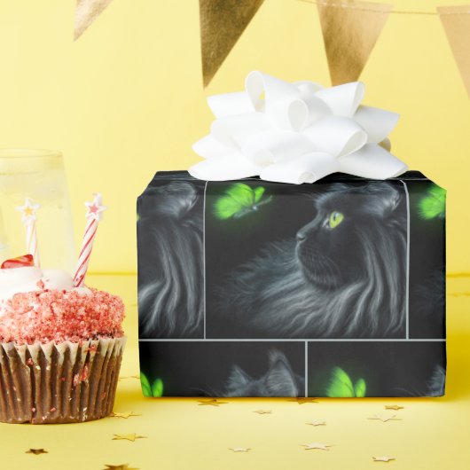 緑色の蝶を見つめ白熱［赤熱］光を放つる黒猫 ラッピングペーパー (誕生日パーティー)